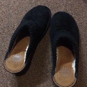 Ugg clogs